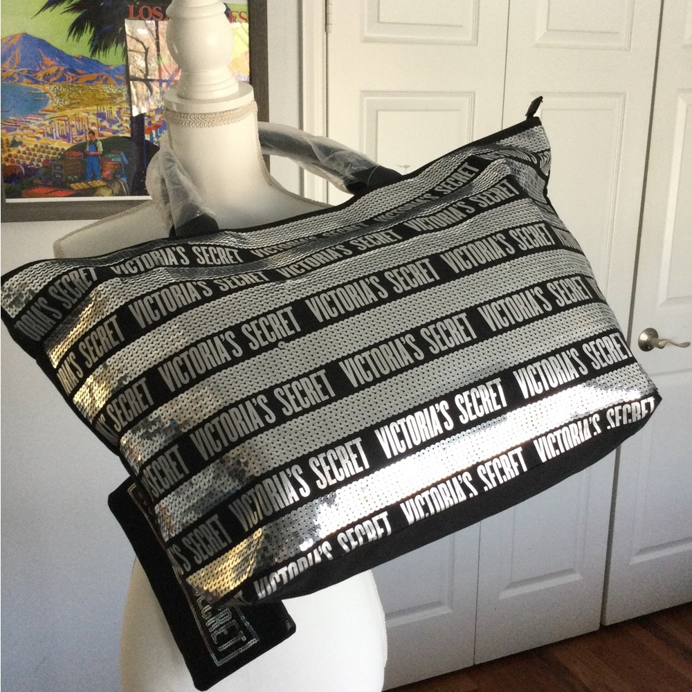 PRICE DROP! NWT Large Victoria's Secret Beach Bag & cosmetic bag - Picture 3 of 12